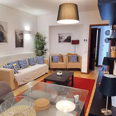 Charming In With Pool *