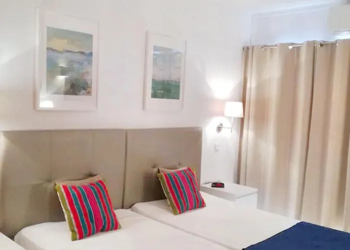 Charming In With Pool Portimao