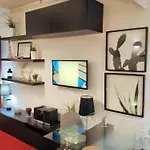 Apartman Charming In With Pool